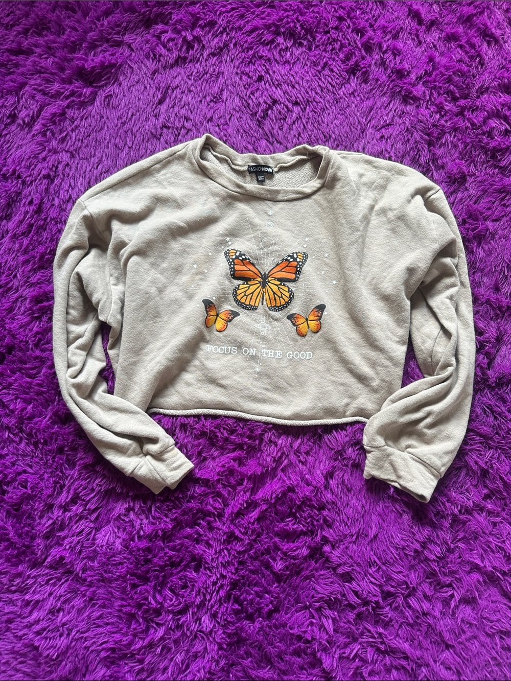 Fashion Nova Light Beige Graphic Sweatshirt